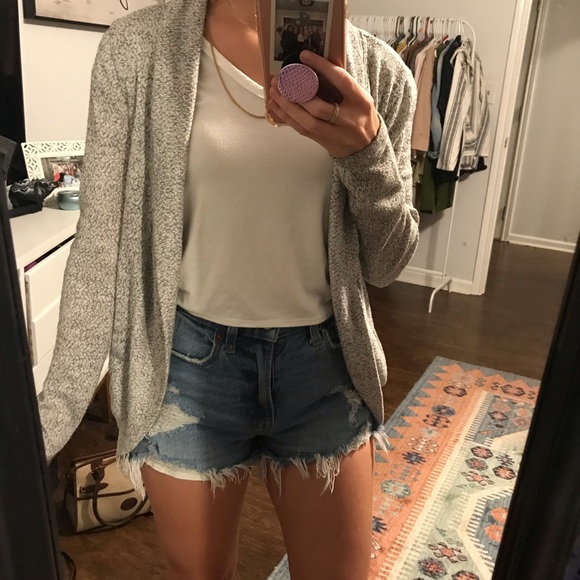 2 cardigans - Picture 5 of 13